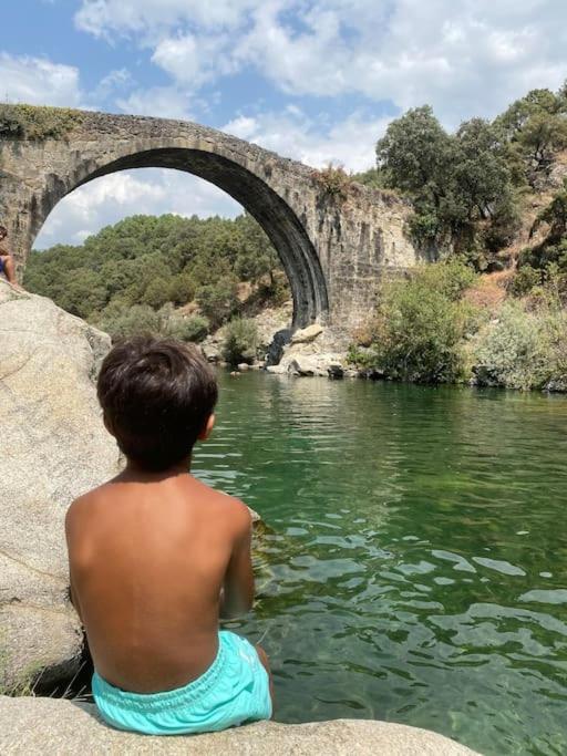 Casa Rural En Candeleda Con Piscina Y Un Maravilloso Jardin Buitenkant foto